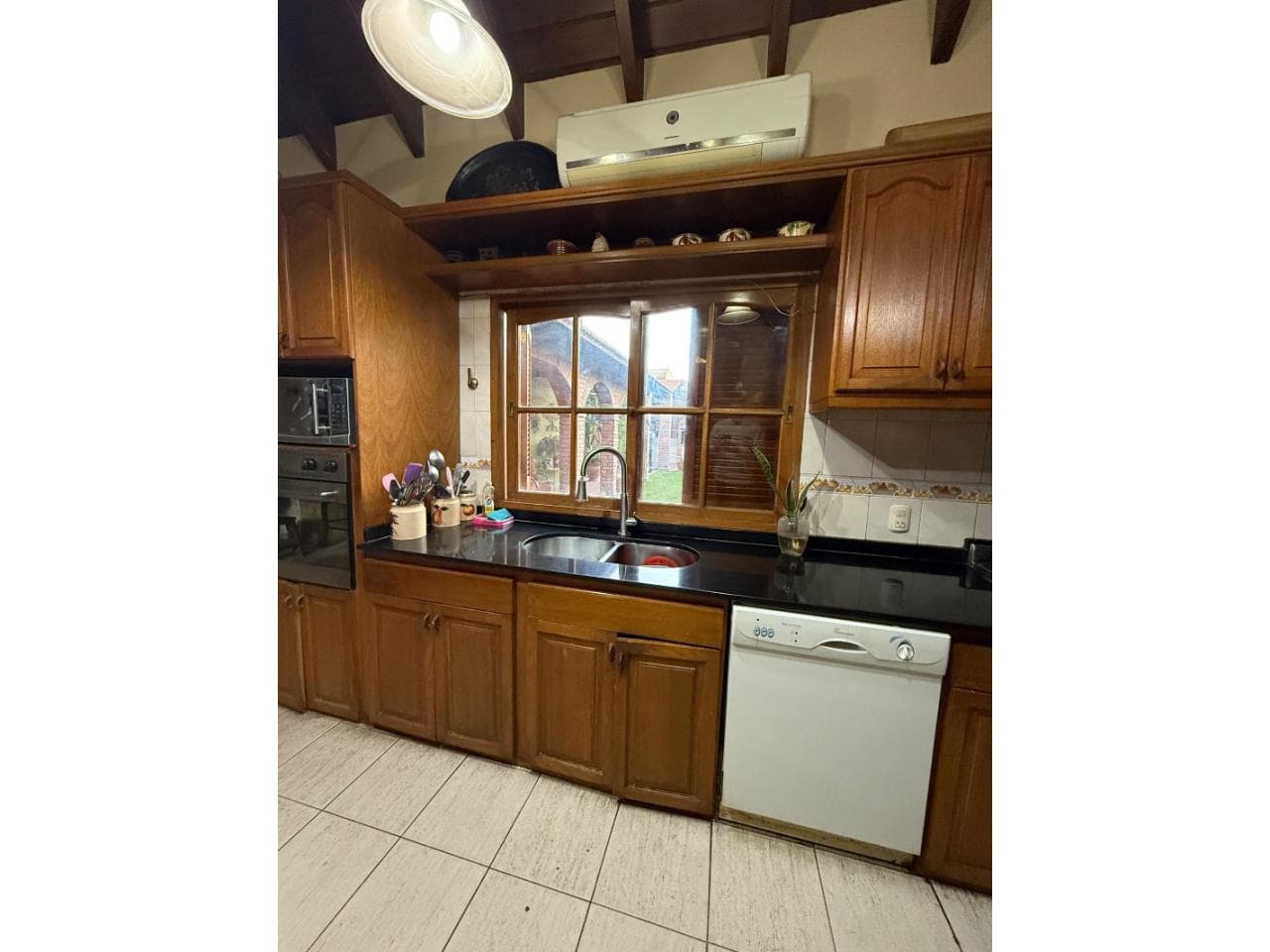 Venta. Casa 2 Plantas - Excelente Ubicación Barrio Privado El Remanso -  3 Dormitorios - 3 Baños - Cochera.