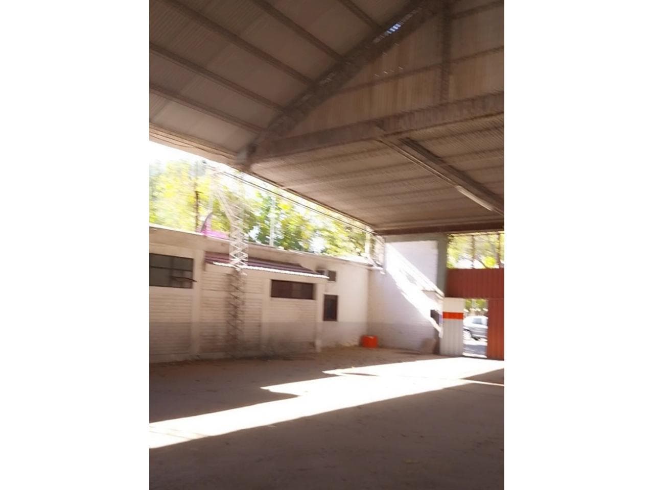 Alquilo Importante Galpón En Capital