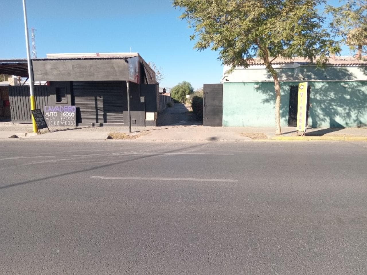 Venta. Terreno De 1400m2 Por Av. Ignacio De La Rosa A 50 Metros De La Esquina Colorada Escucho Oferta De Contado