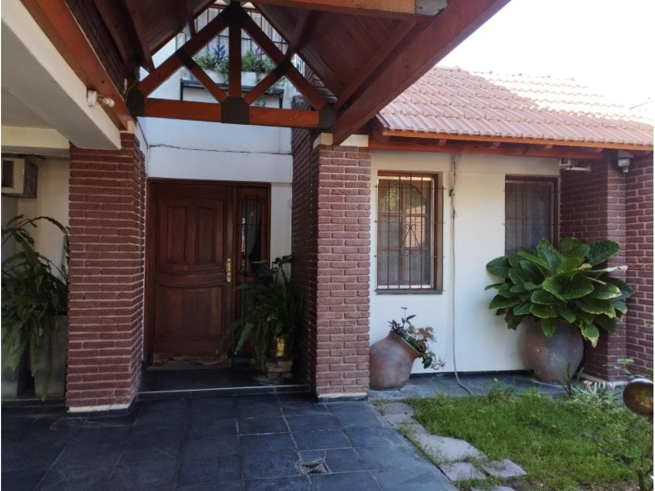 Venta. Hermosa Casa 3 Dor 2 Baños Con Ampliaciones, Escritura A Cargo Del Comprador.
