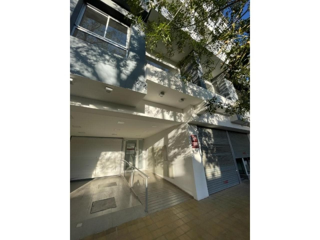 Alquiler Dpto Capital Microcentro; 2 Dormitorios; Balcon Interno. Capital $550.000 Tel. 2646296308