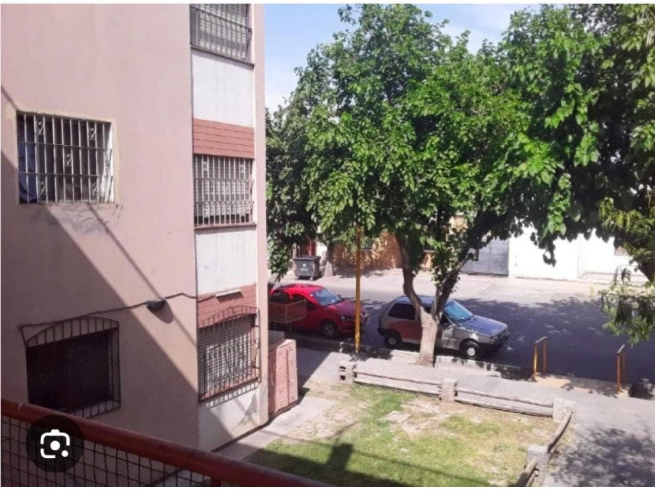 Vendo Apto Credito Hipotecario. Depto 3 Dormitorios,  Primer Piso, Cochera. Santa Lucia