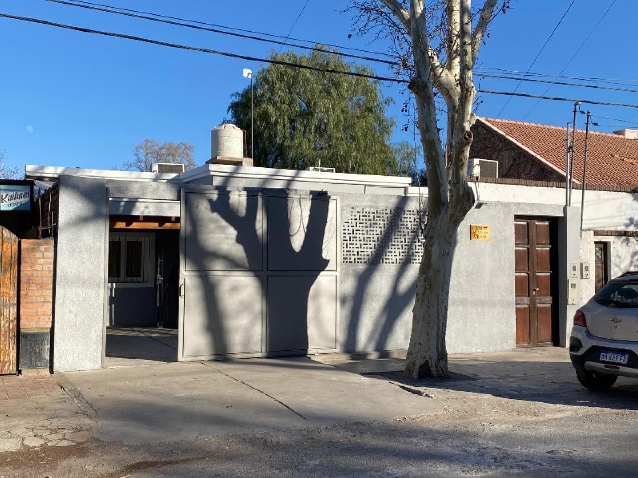 Venta. Casa Totalmente Refaccionada A  Metros De Av. Libertador Apta Para Destino Comercial O Vivienda. Capital