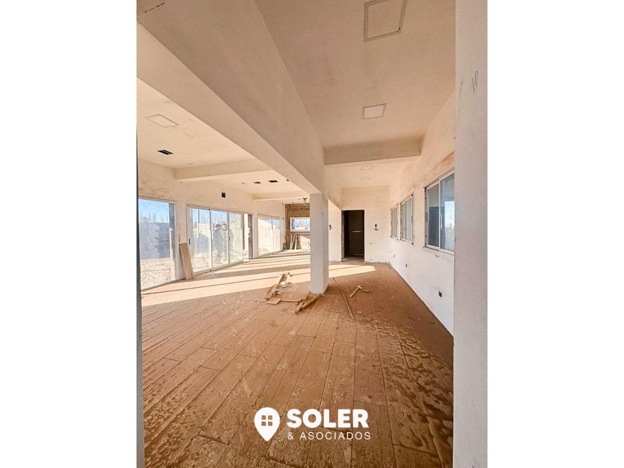 Venta Casa En Obra | Cerca Ruta 20 Y Cjon Herrera | Santa Lucia | 881 M²