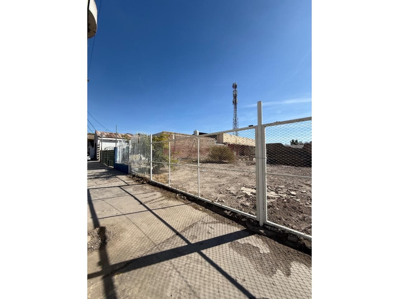 Oportunidad Terreno 1.700 Mt2 - Sobre Calle Rivadavia A Metros De Av Rawson - Capital