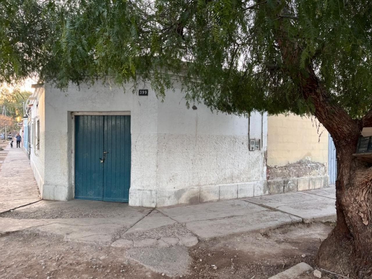Vendo Casa Esquina.
