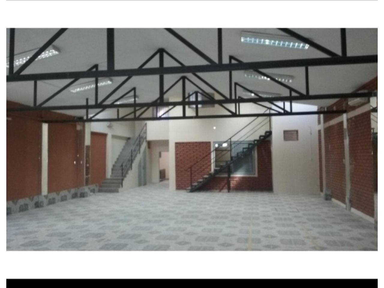 Venta Salón - Dpto En Loft. Rivadavia