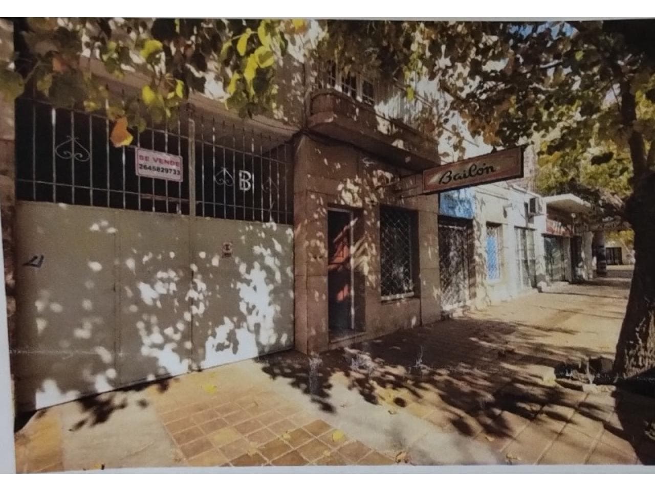 Venta. Casa, 4 Dormitorios. Con Salón Y Galpon. Capital