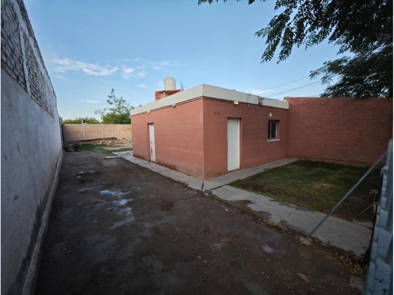 Casa En Barrio Guemes Rawson (solo Venta)