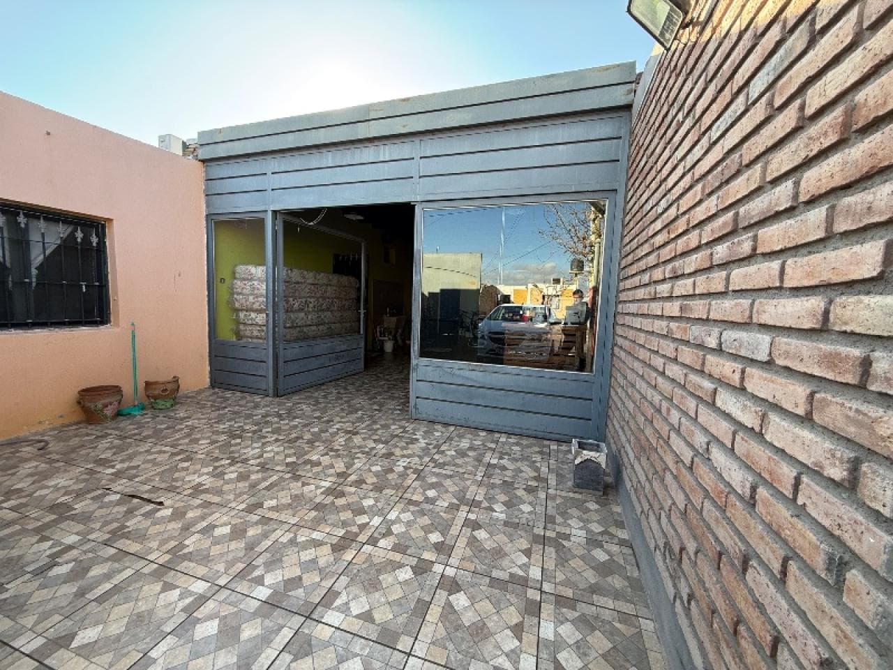 Venta. Casa 3 Habitaciones, Salón Y Ampliación. Chimbas