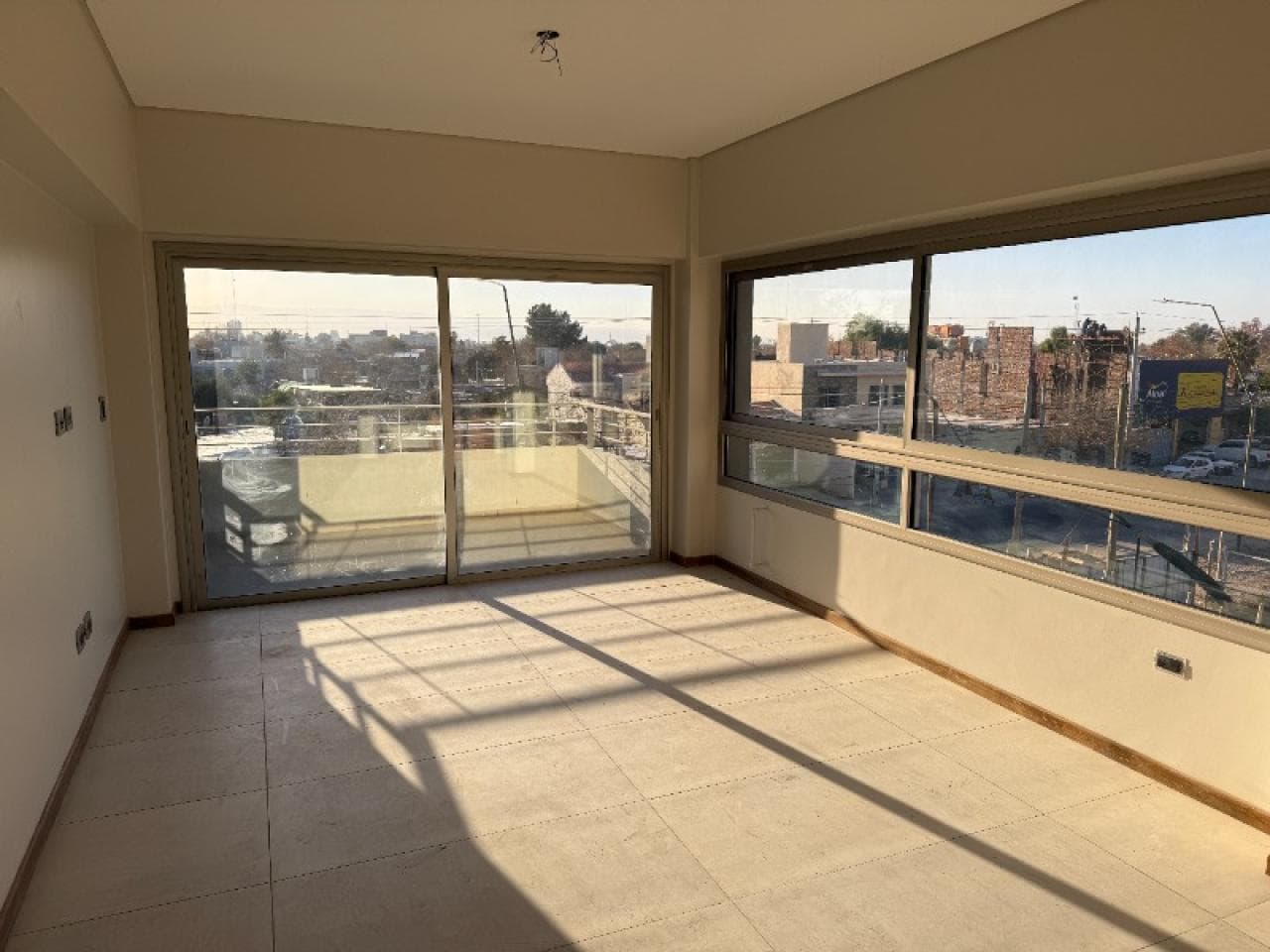 Venta. Departamento, 2 Dormitorios. Edificio Catamarán Xi. Capital
