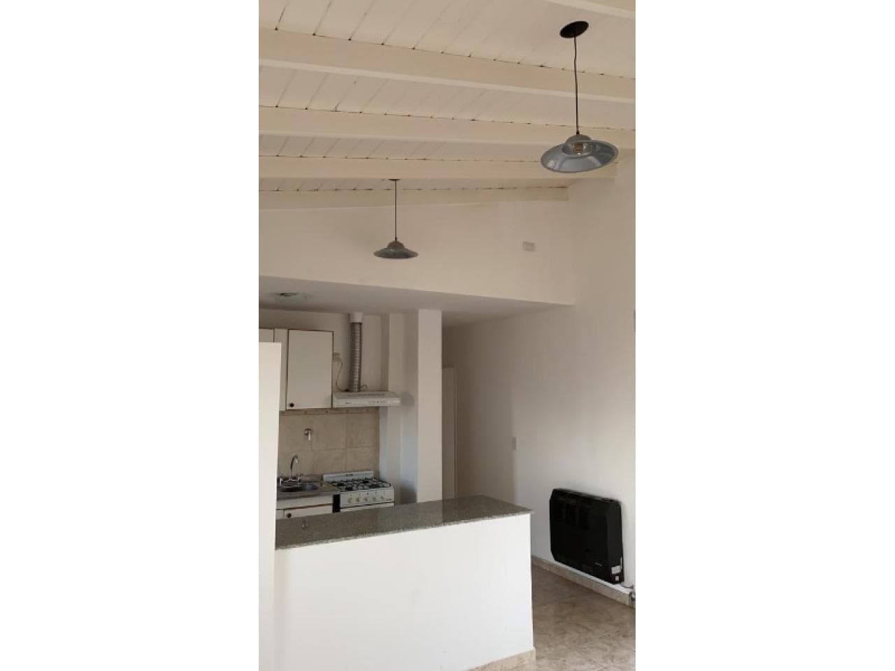Liquidamos Depto. Nuevo 1 Dormit. C/ Cochera - Av. Rioja Sur , Capital .-