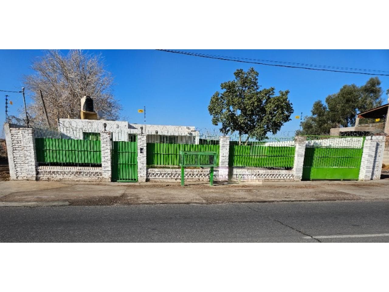 Vendo Casa En Santa Lucia. Excelente Ubicacion.