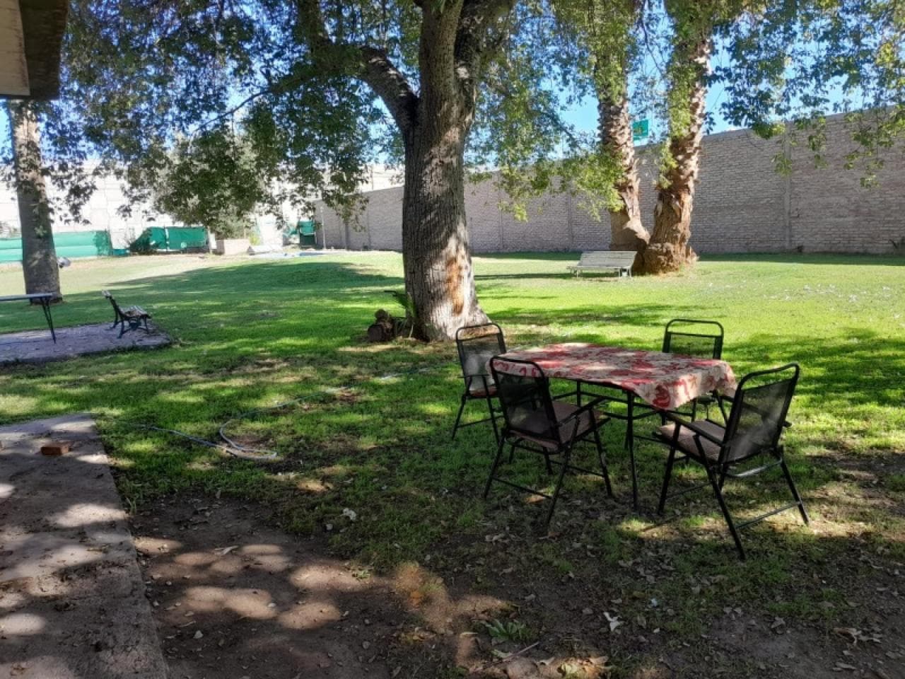 Venta - Casa Quinta, Ruta 40 Y Calle Oro- 3500m2. Chimbas