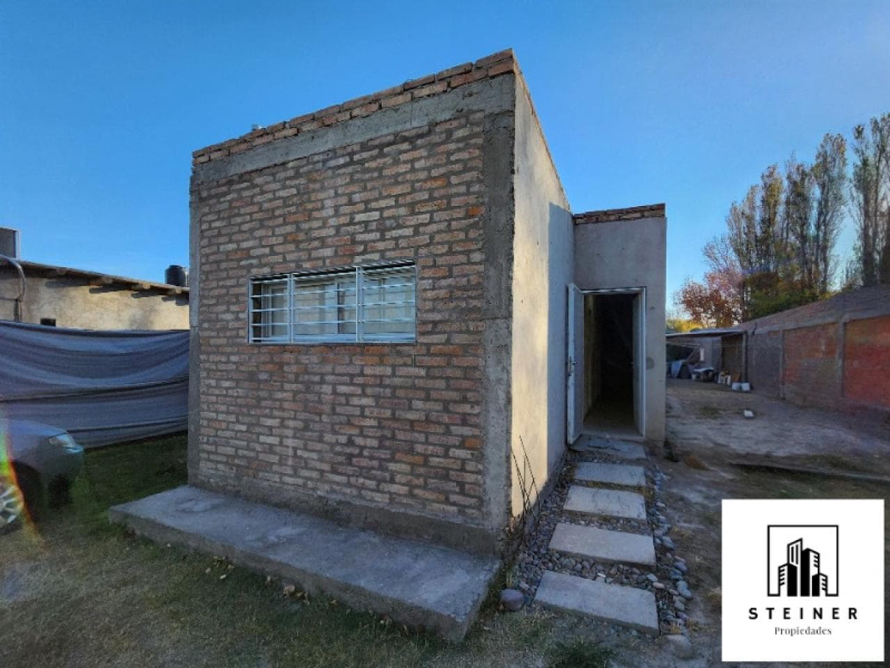 Venta. Casa 1 Dormitorio En Santa Lucia