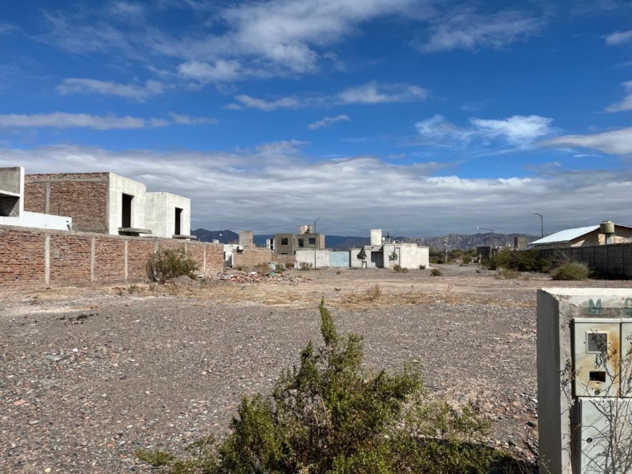 Venta- Terreno En Rivadavia- 357m2