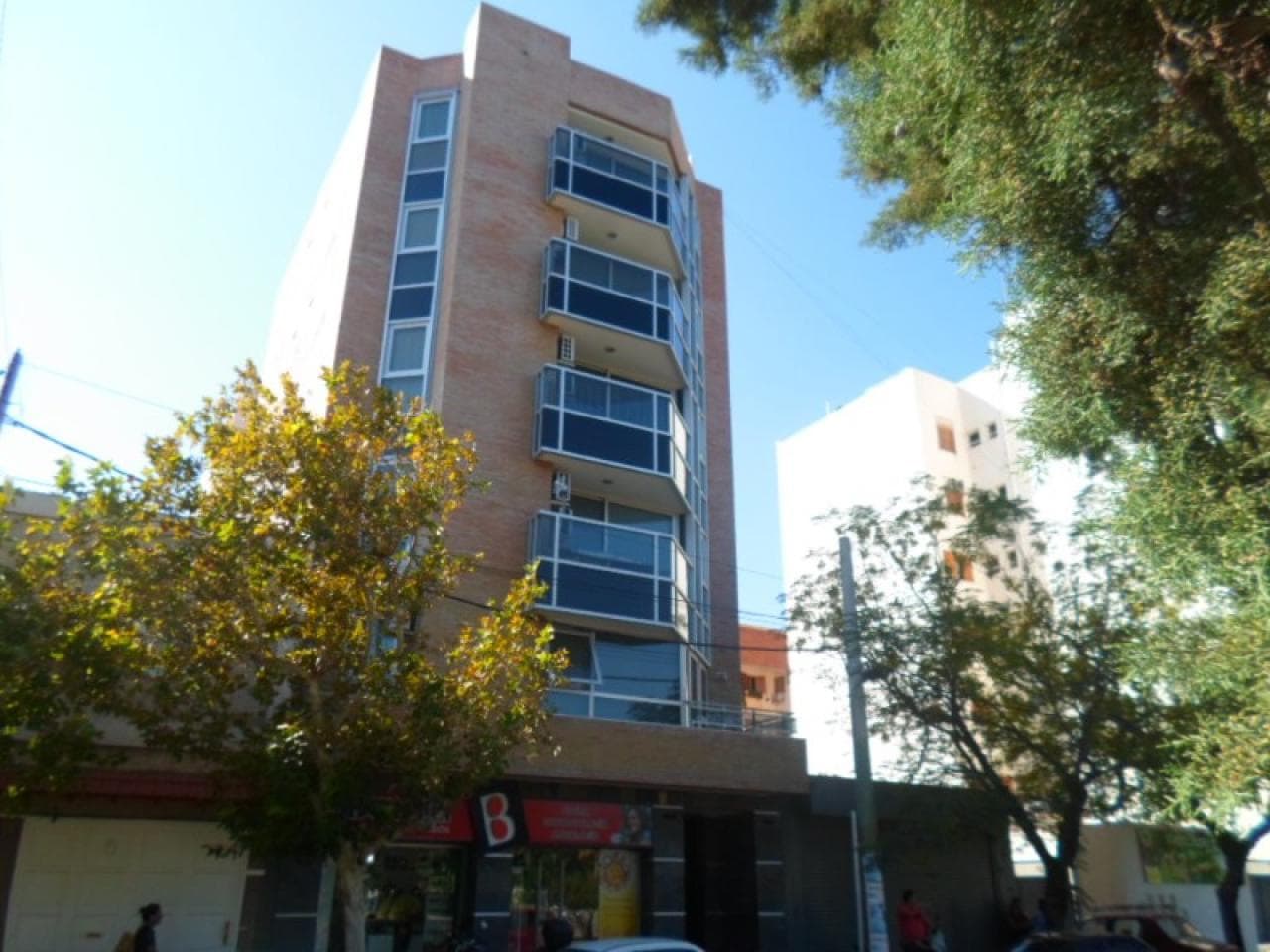 Venta. Dpto Céntrico, 1 Dormitorio Sobre Gral. Acha. Capital