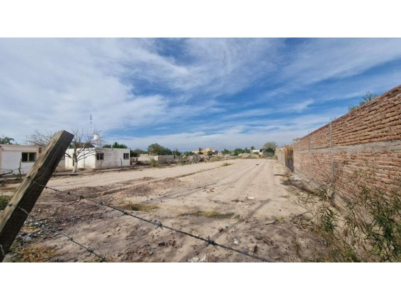 Venta Gran Terreno 2347 M2 Pocito Centro. Mls#420981044-493