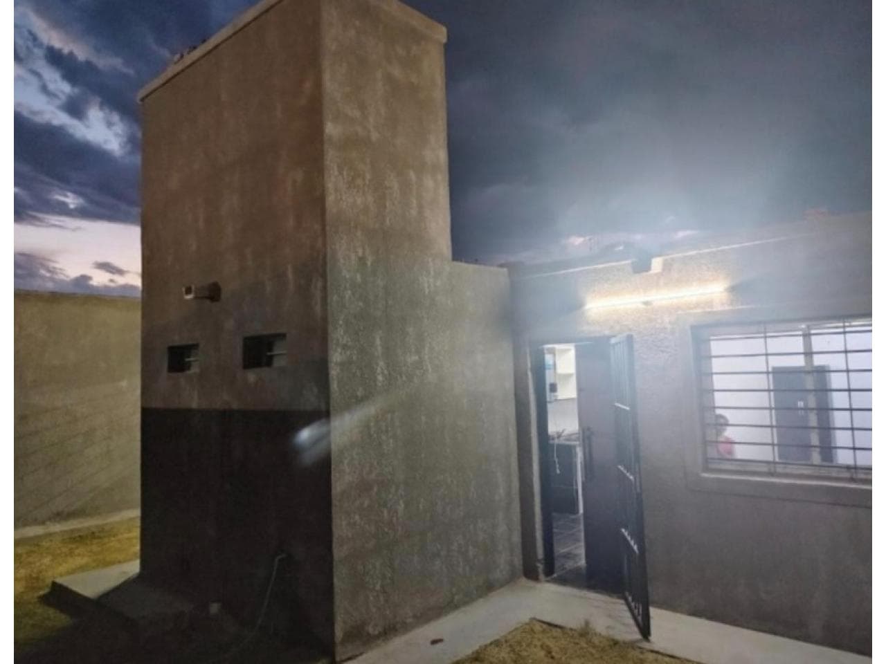 Venta. Complejo De 3 Departamentos. Rivadavia