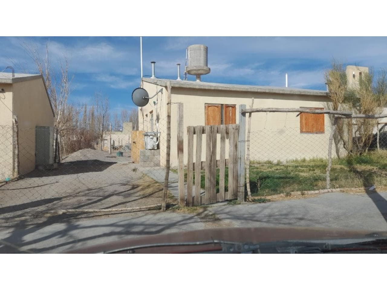 Venta. Linda Casa En Las Flores Amoblada, 3 Dormitorios. Iglesia