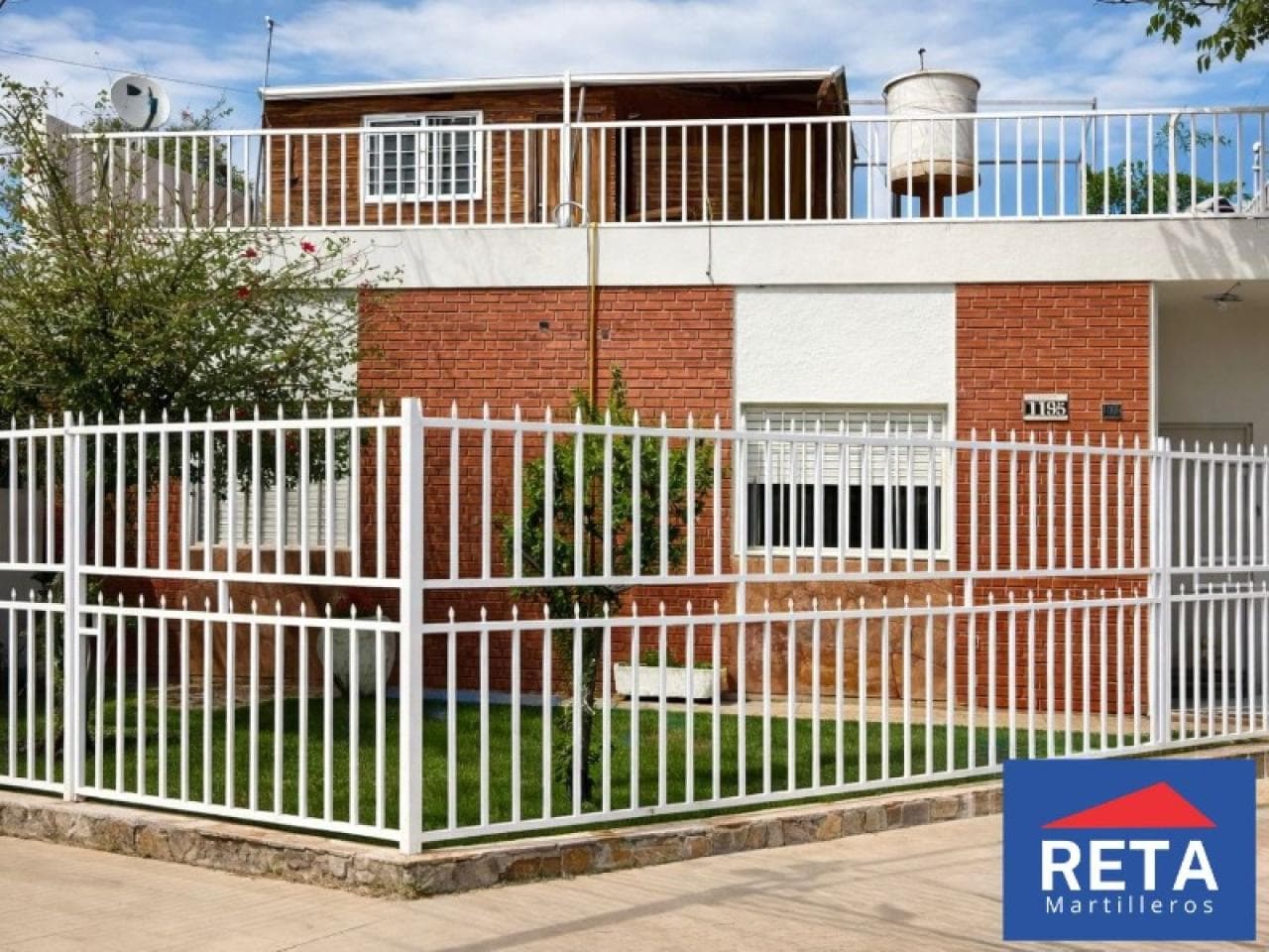 Venta. Casa En Zona Parque De Mayo, Ubicación Estratégica Y Privilegiada.
