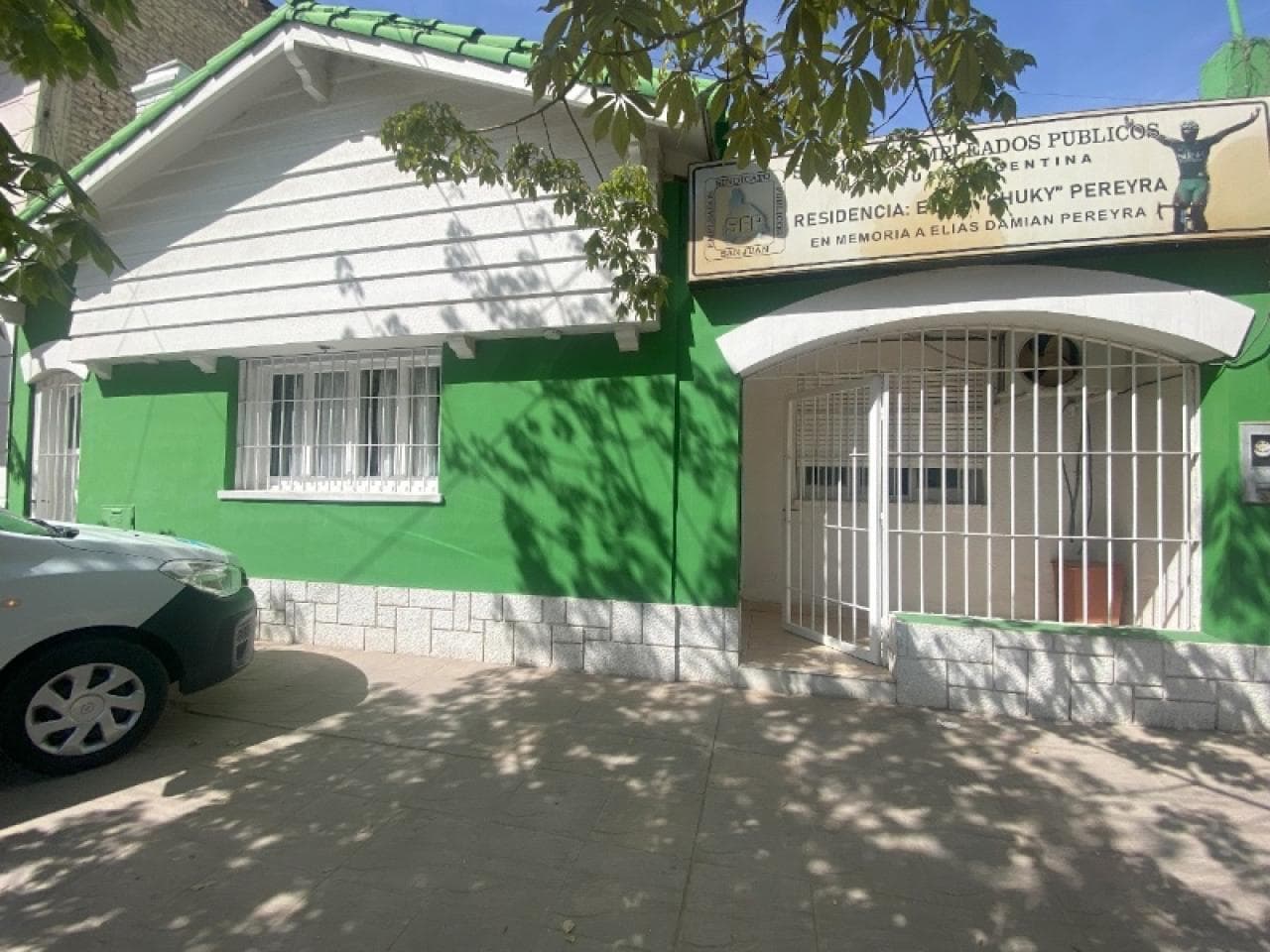 Venta- Casa, 3 Dormitorios. Céntrica- Ideal Uso Comercial
