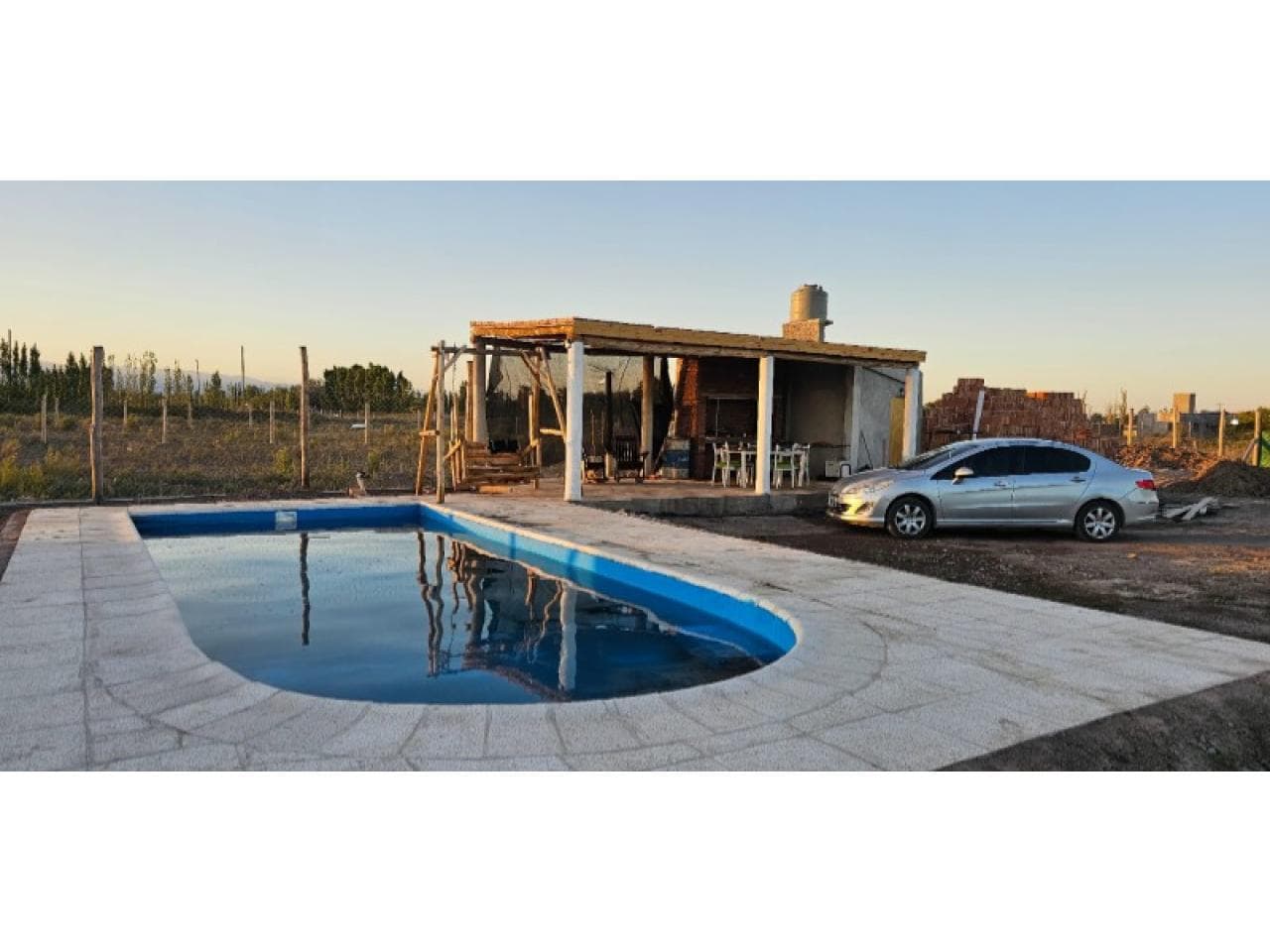 Venta. Terreno 1200 Mtrs Con Cierre Perimetral,pileta Y Quincho Barrio Casa Quinta Santa Lucia
