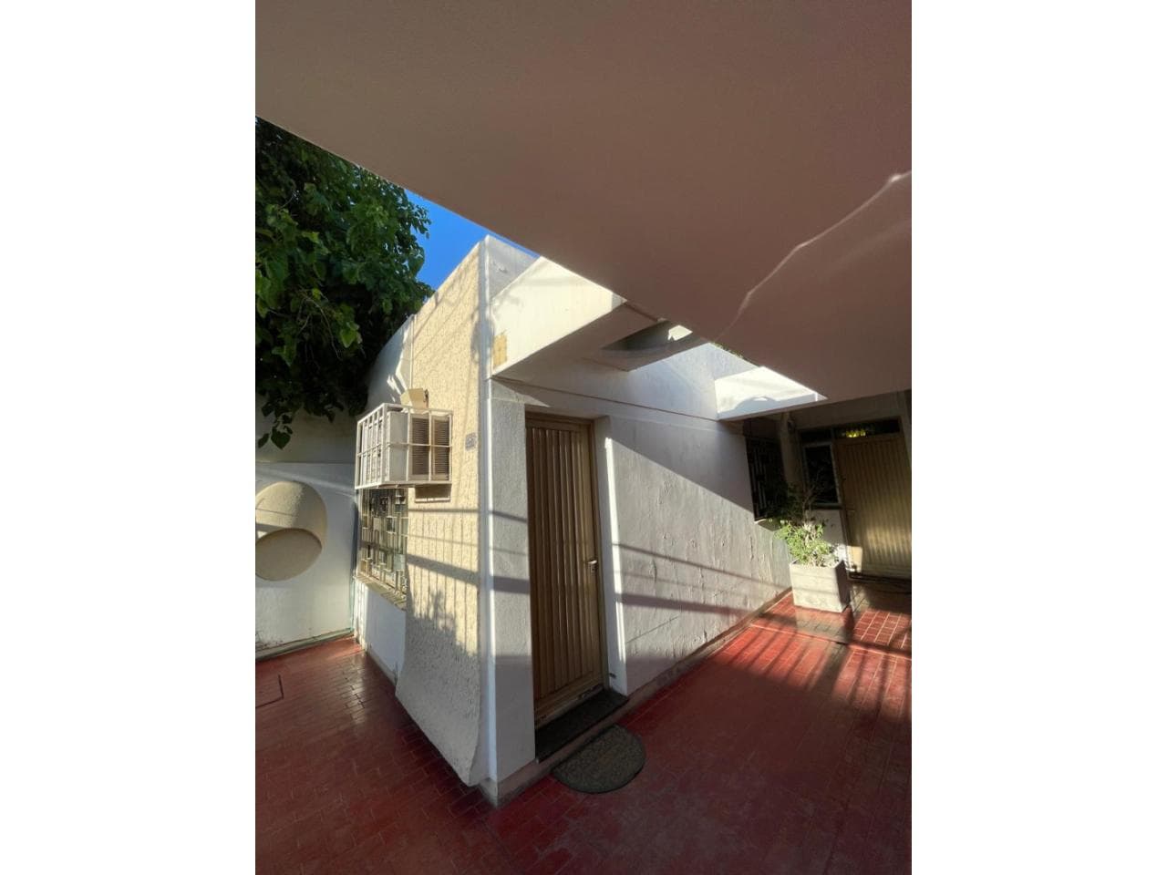 Vendo Casa En Capital A 5 Cuadras Del Centro Apta Crédito