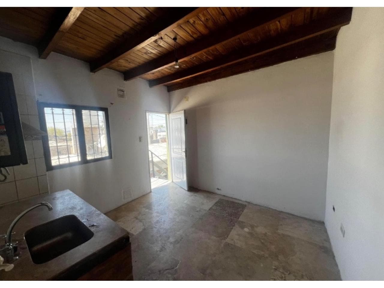 Alquila Dpto 1 Dormitorio En Vila America, Calle Falucho Y Jorge Salas Castro