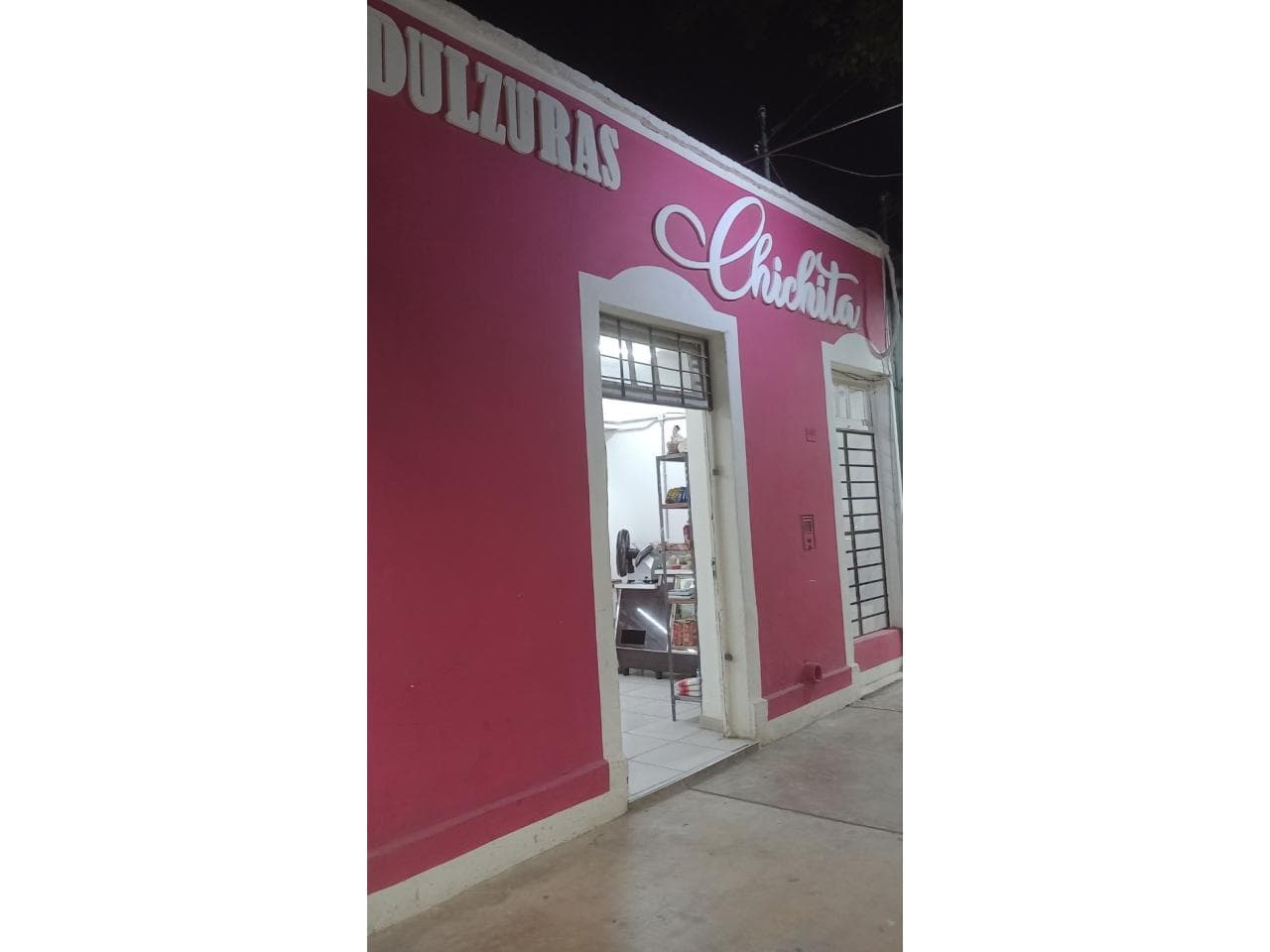 Llaves De Negoció De Repostería Y Panadería. Santa Lucia