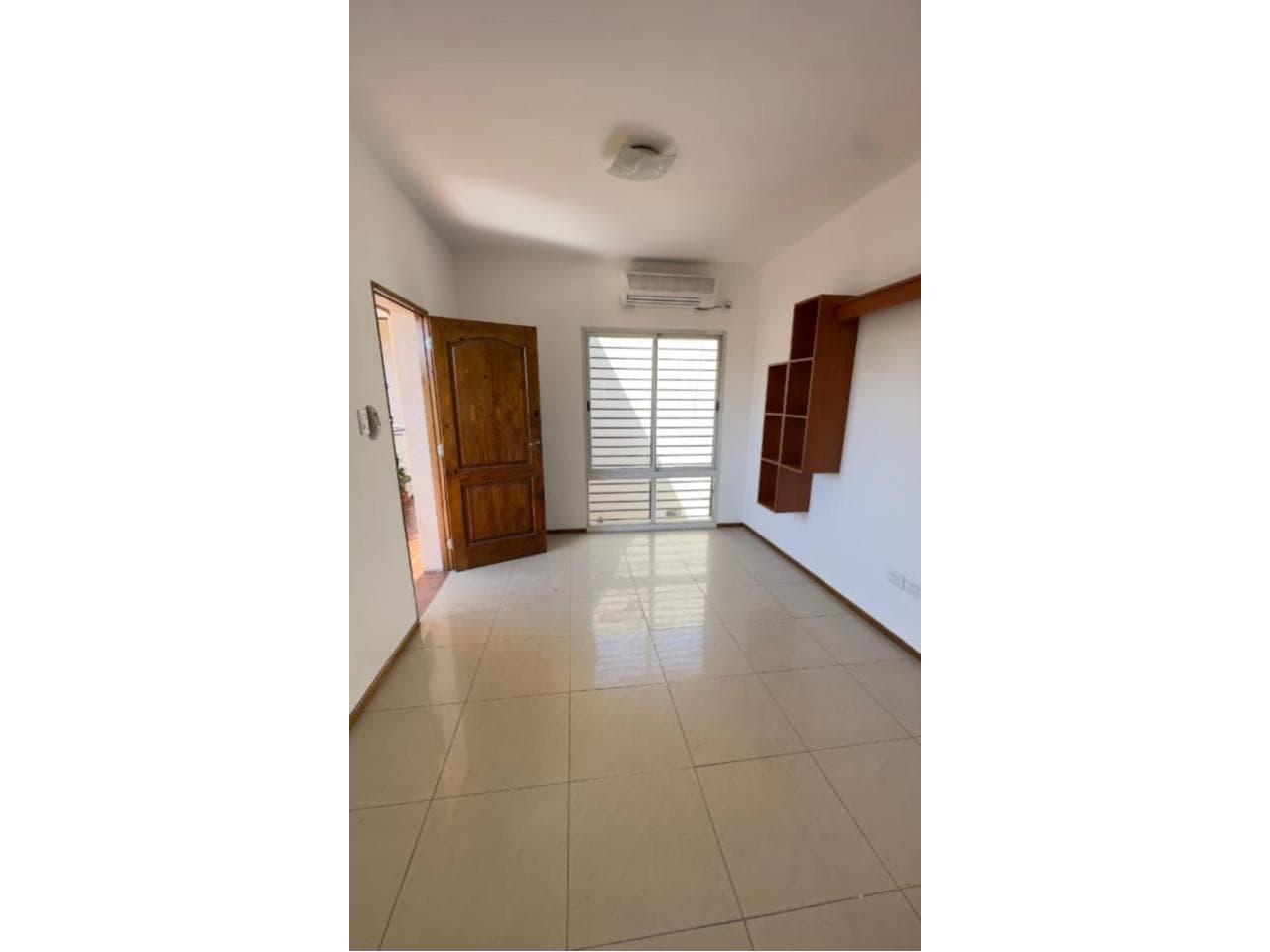Venta Excelente Departamento Primer Piso En Capital. 2 Habitac
