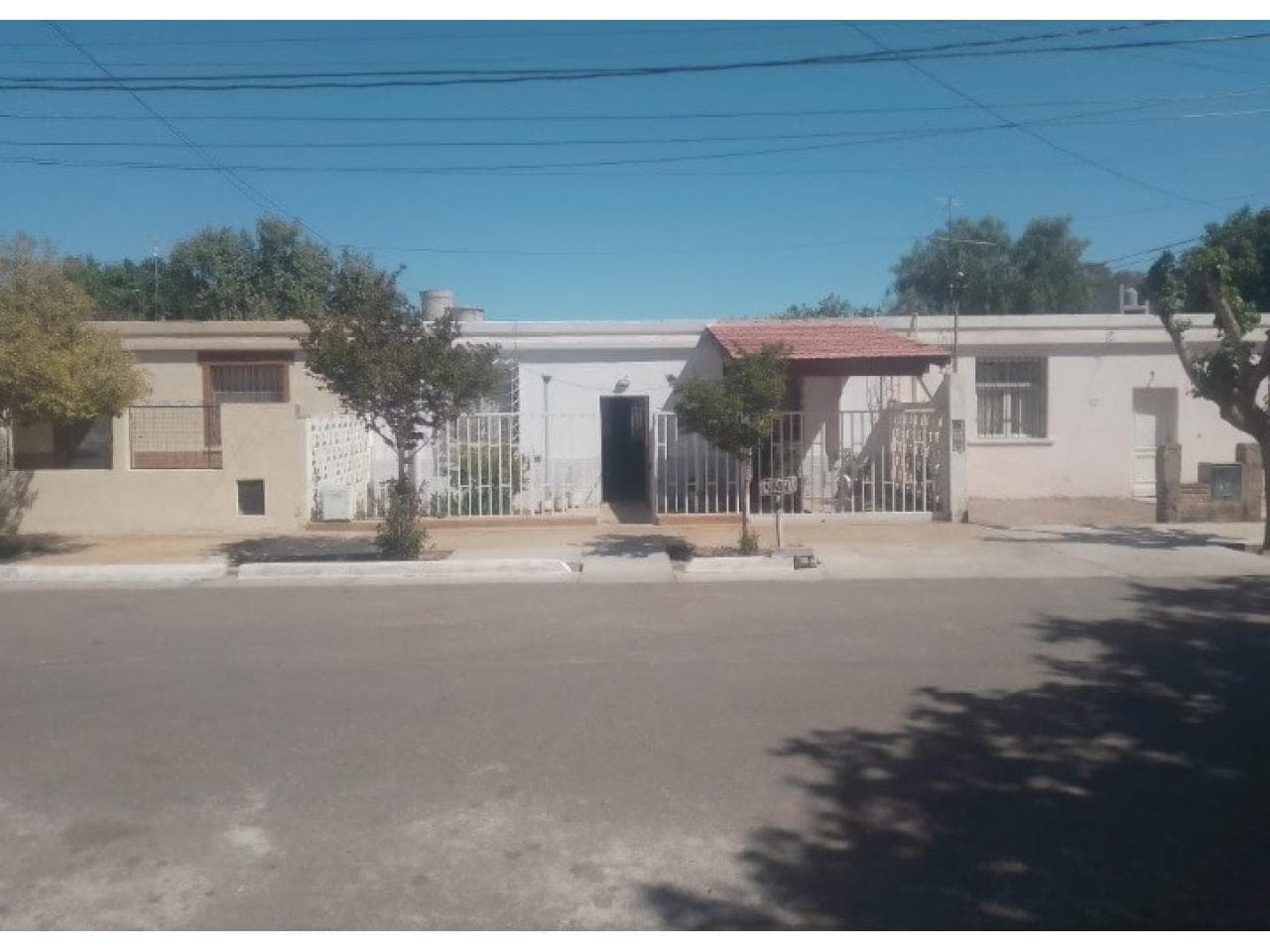 Vendo Casa En Santa Lucia Por Calle Balaguer A  1 Cuadra Y Media De Av. Libertador  Lista Para Escriturar 55 Mil Dólare
