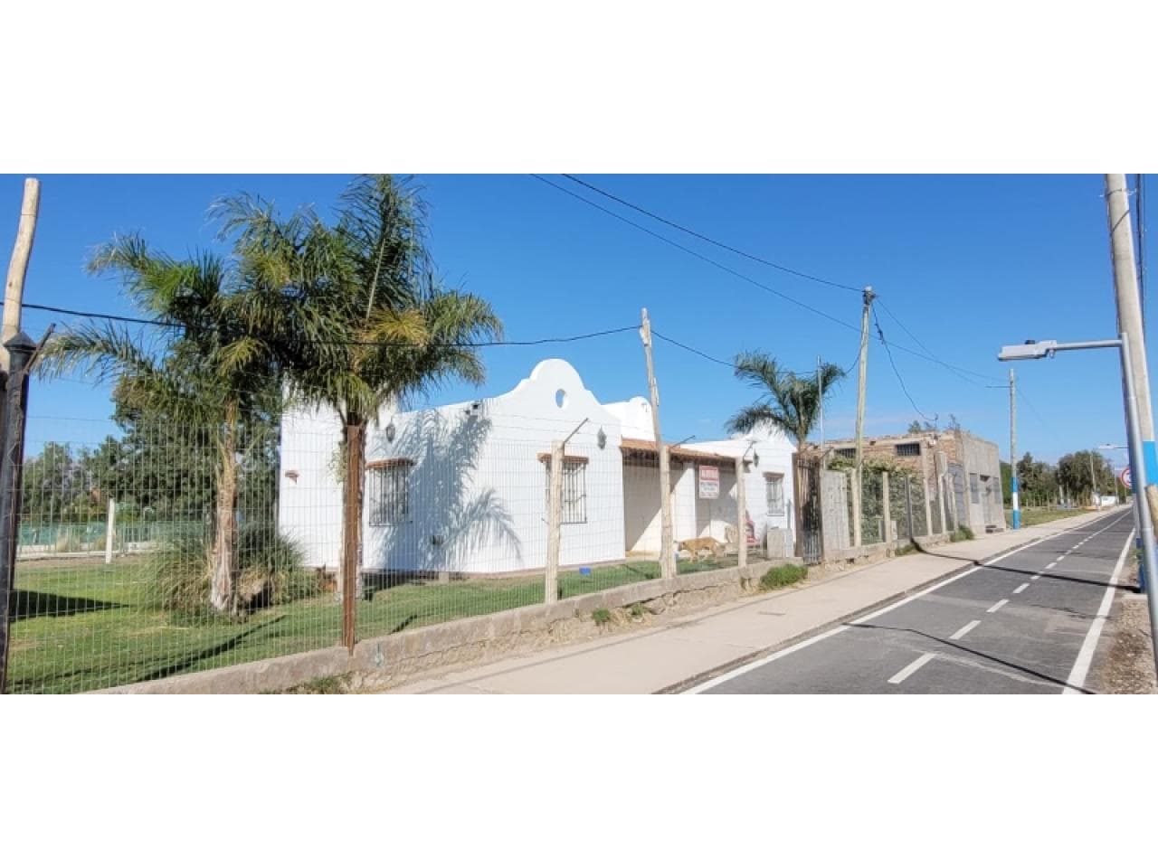Alquilo Casa En Complejo  Privado, 2 Dormitorios, Un Baño, Piscina, Quincho , Hidromasaje. Ideal Empresa