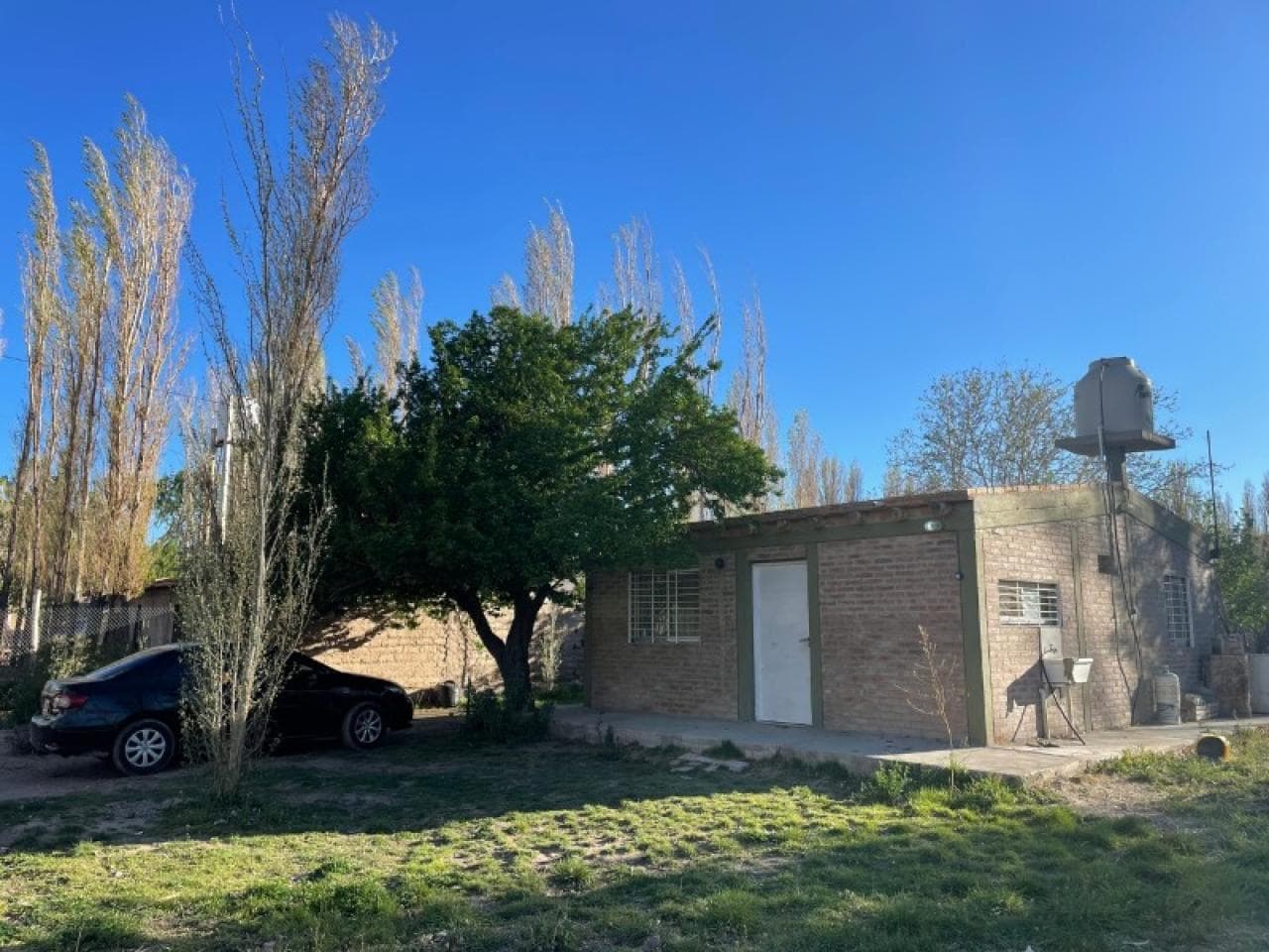 Venta. Oportunidad - Casa 65 M2 - Lote 866 M2 - Hermoso Y Tranquilo Lugar. Rodeo, Igelsia.