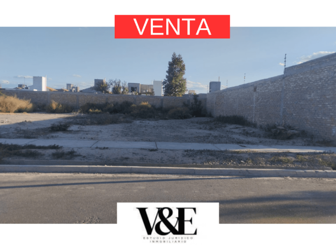 Venta. Terreno De 270 M2 Con Ubicación Privilegiada. Rivadavia