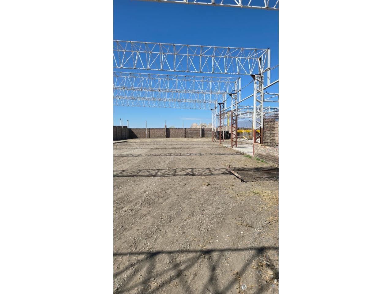 Venta. Galpón De 25x70. Pocito