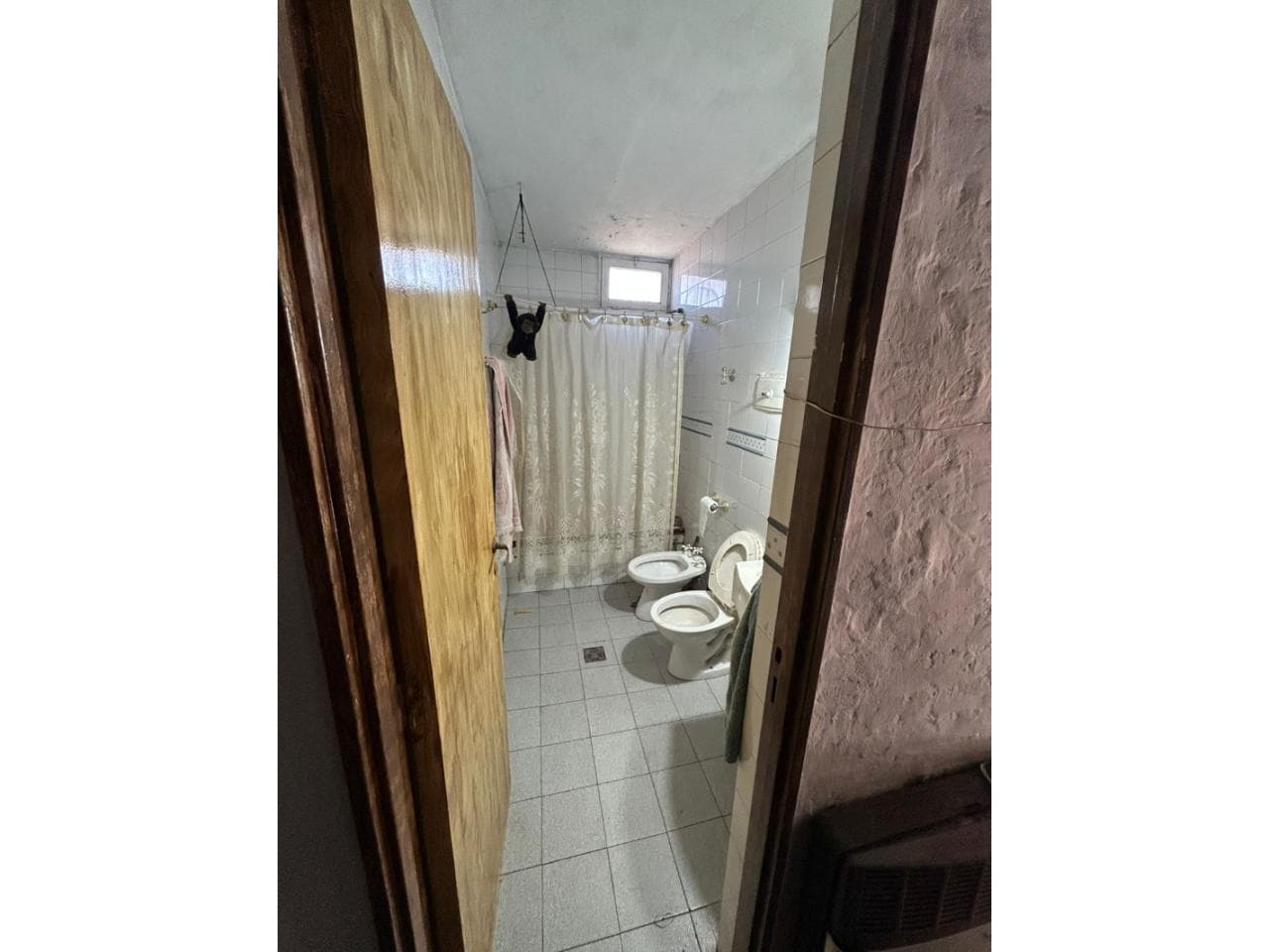 Se Vende Casa, 3 Dormitorios. En Barrio Ate Api. Rivadavia