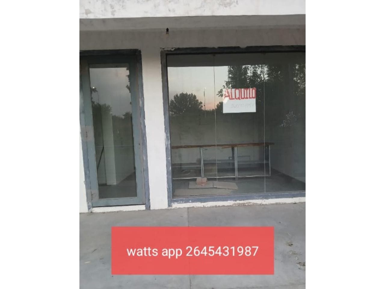 Alquiler. Salón Comercial. Santa Lucia