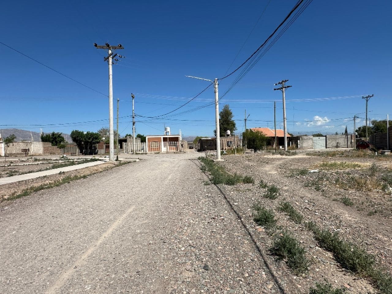 Lote Público En Venta De 340 M2 En Zona Rep. Del Libano Y San Miguel Limite Entre Rawson Y Rivadavia
