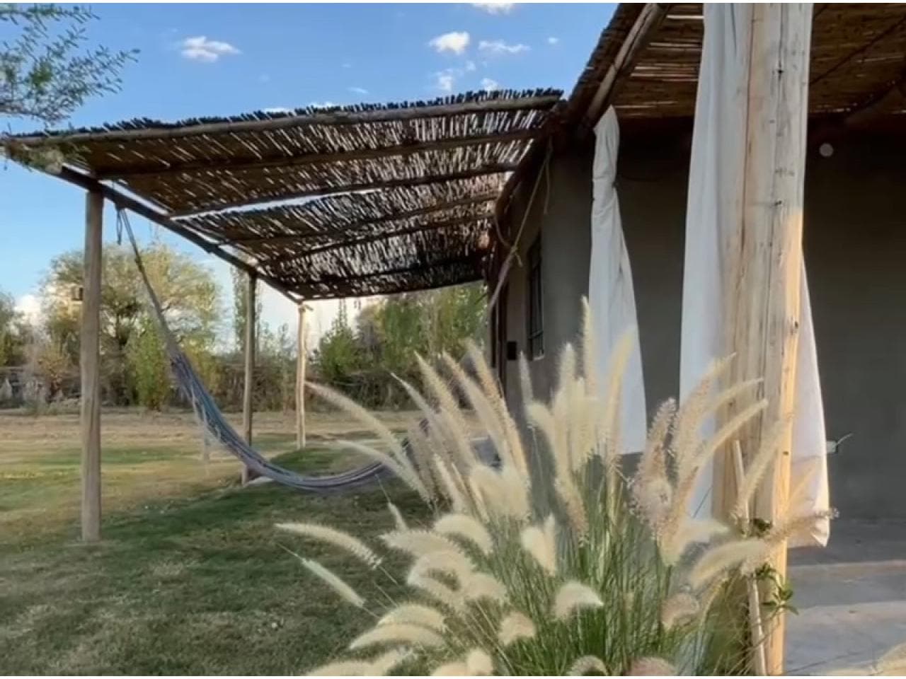 Dueño Vende Y Financia Quinta 1ha + Casa (lista Para Habitar). Agua De Riego. Albardón.