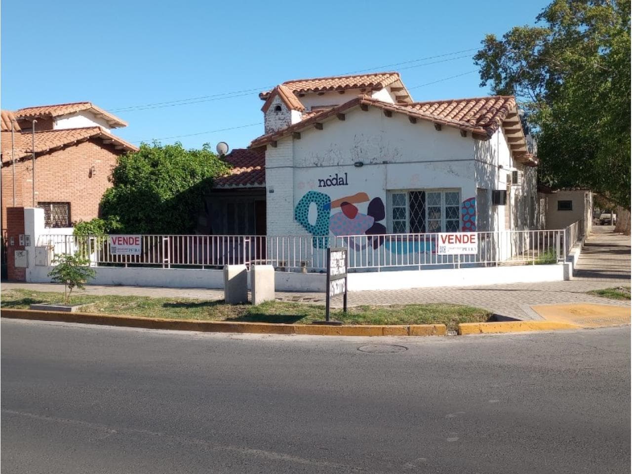 Casa Esquina Sobre Calle Ignacio De La Roza (al Lado De La Ex Bodega Cinzano)
