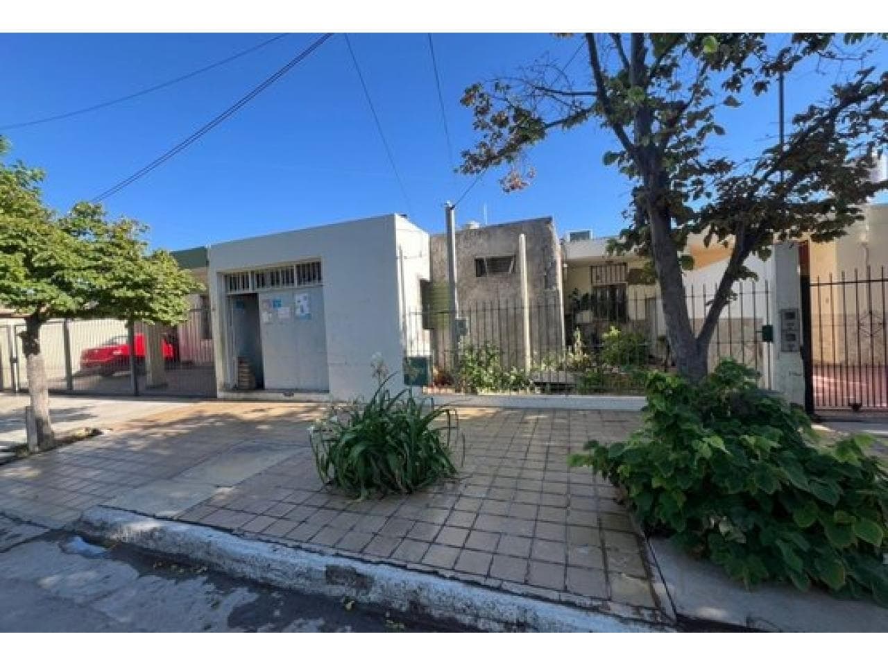 Venta. Casa 4 Habitaciones. Barrio Las Viñas, Santa Lucia. Mls#420981173-1