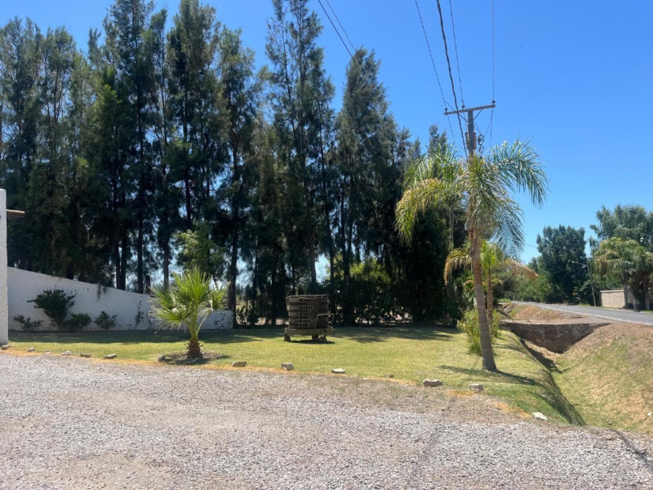 Se Liquida Venta Excelente Lote Con Piscina - Precio Por Debajo De Su Tasacion. Pocito