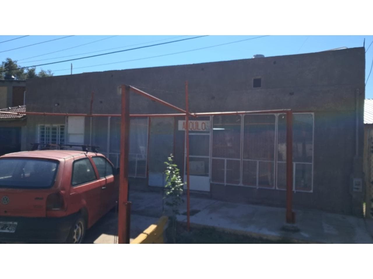 Alquiler. Salón Comercial En Albardon 60m2