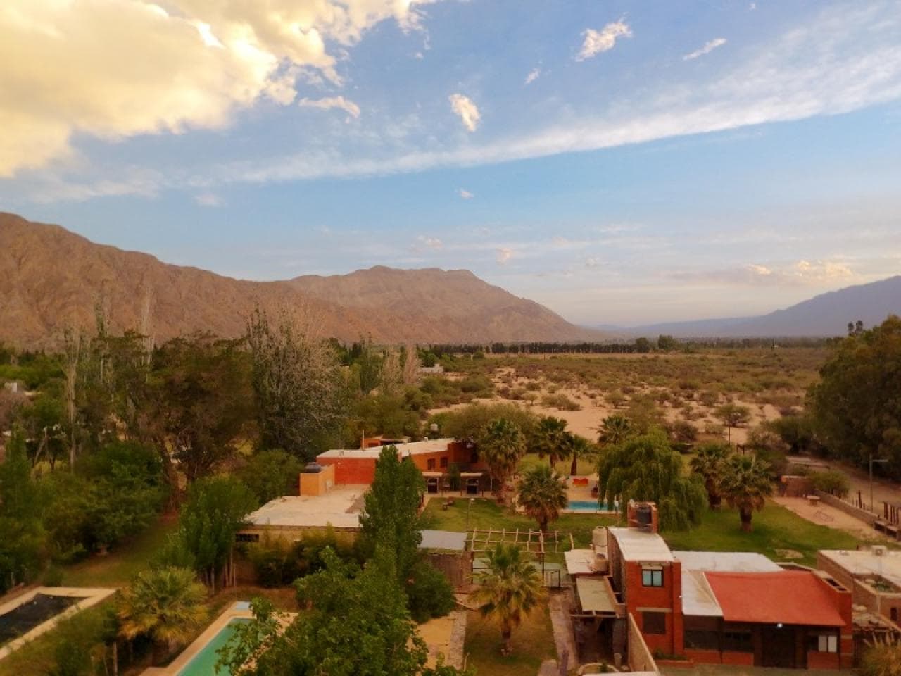 🏡  Venta Casa En Villa Tacú. Entrega $40.000.000 Y El Resto Se Financia