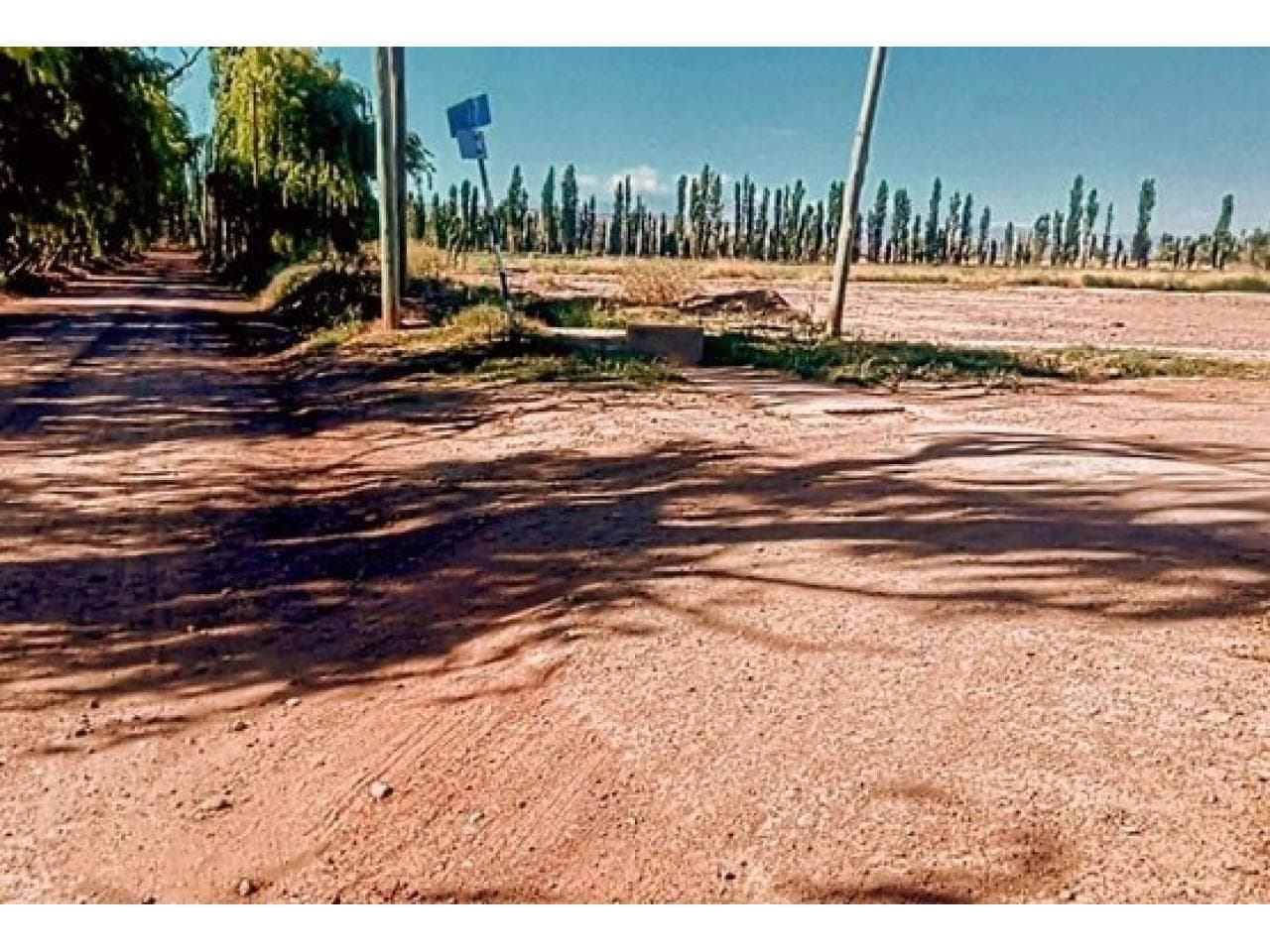 Lote Esquina, De 1400 M2, En Barreal. Calingasta. Mls#420981165-5