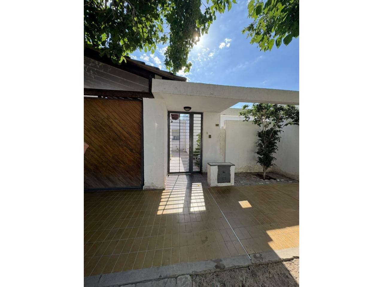 Venta - Casa De Dos Dormitorios - Santiago Del Estero - Capital