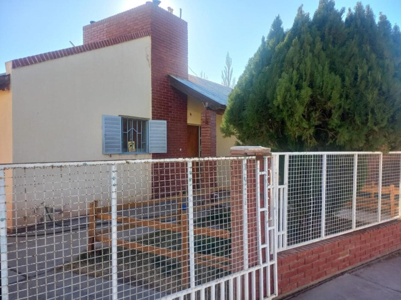 Vendo O Permuto Casa Ubicada En El Departamento Calingasta Localidad Barreal