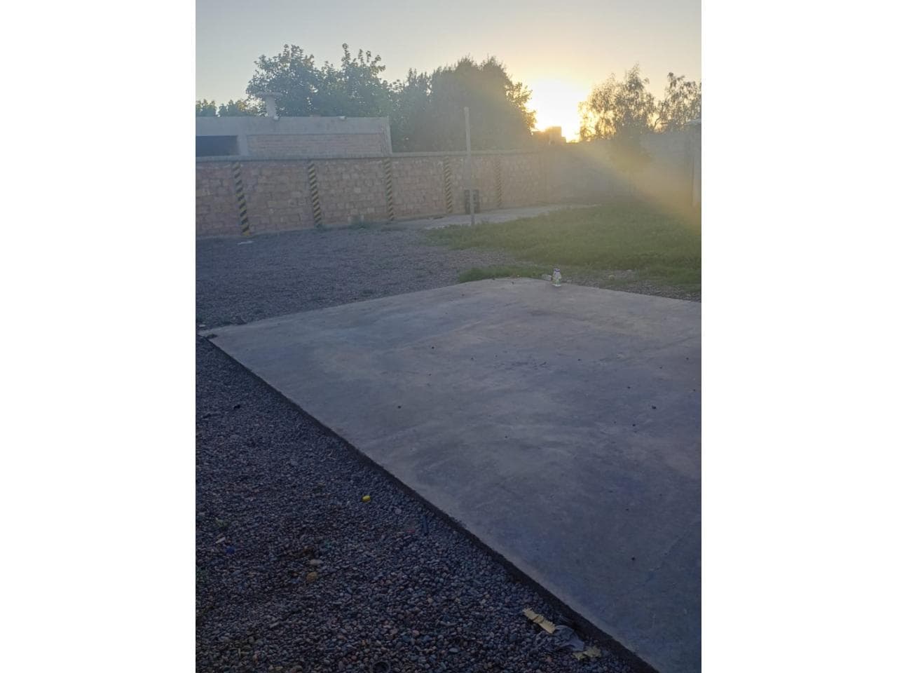 Alquiler Lote Ideal Para Lavadero. Rawson