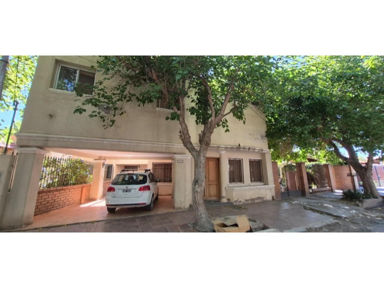 Venta - Casa, 4 Dormitorios. En Barrio Natania Iv - Rivadavia